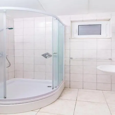 - Comfort Two-bedroom D5 Daire
